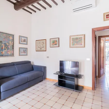 Trilocale Aragosta - Goelba 公寓 坎普码港