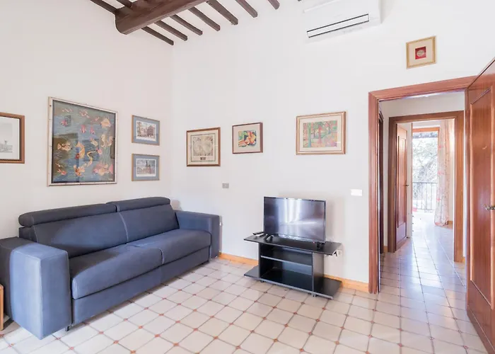 Trilocale Aragosta - Goelba 公寓 坎普码港